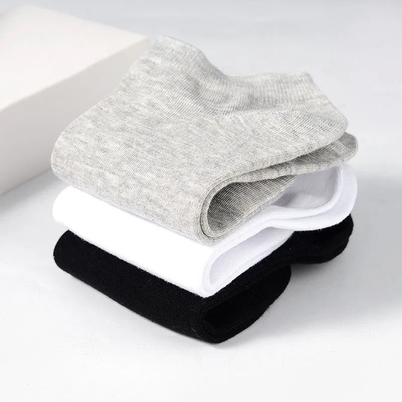 Men Solid Color Breathable Cotton Sports Socks